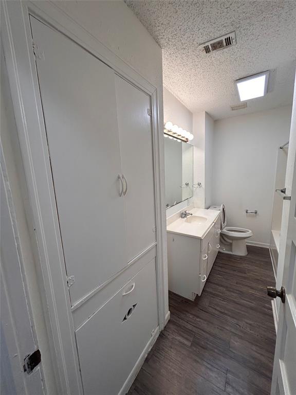 Building Photo - 4505 Avenue A