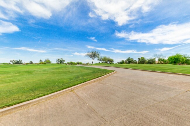 Building Photo - 3-Bedroom Home in The Villages at Queen Cr...