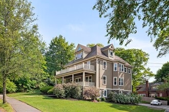 Building Photo - 1281 Walnut St