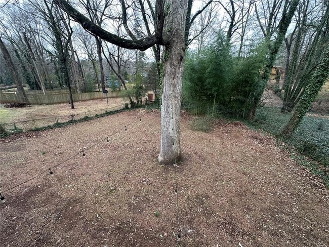 Building Photo - 2573 Crestdale Cir SE