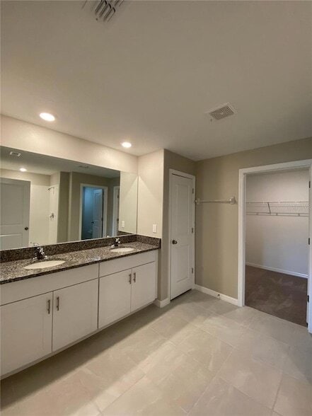 Building Photo - 2340 SW 168th Loop