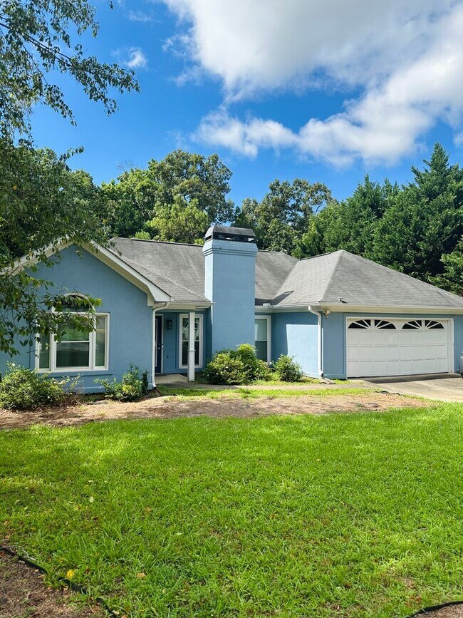 Building Photo - Updated 3 Bedroom home on the Eastside