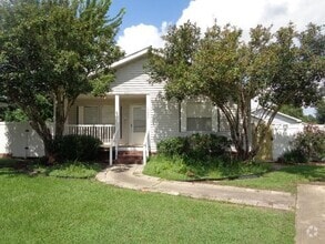 Building Photo - 10026 Sugarvine Ln