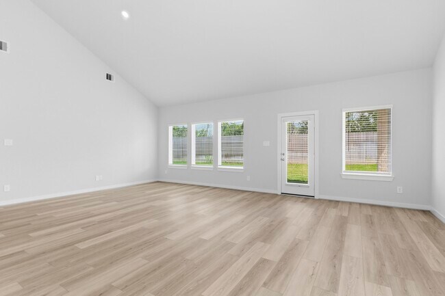 Building Photo - 5403 Kingdom Heights Blvd