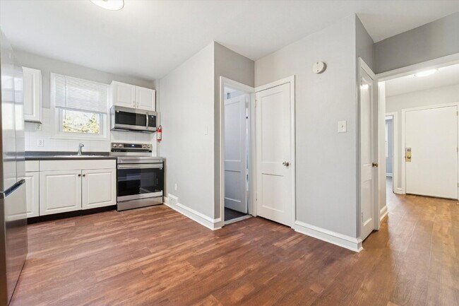 Primary Photo - Updated 2 Bedroom Apartment with Central Air & Private Deck — Excellent Location for Commuters
