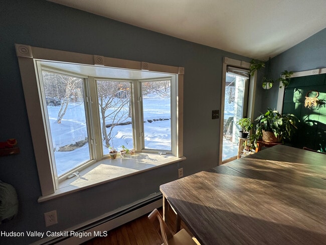 Building Photo - 180 Yerry Hill Rd