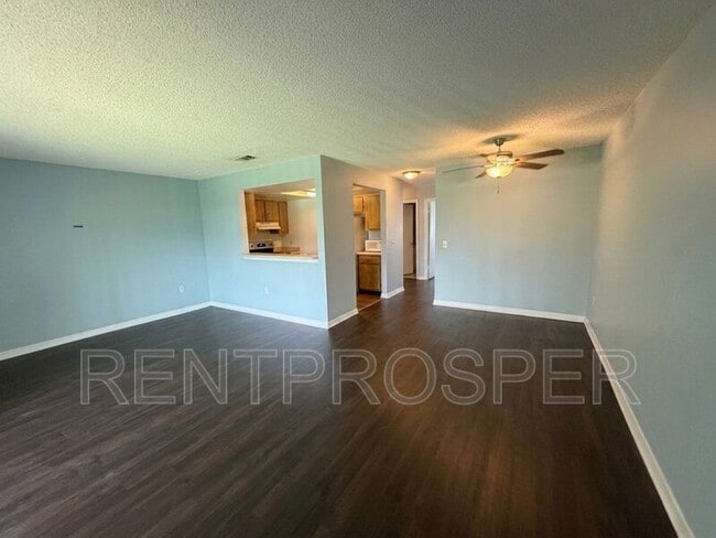 Building Photo - 1054 Mollie Ln