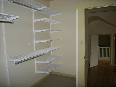 Building Photo - Beautiful, Spacious Rockridge Home!