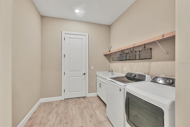 Building Photo - 16109 Umbria Pl