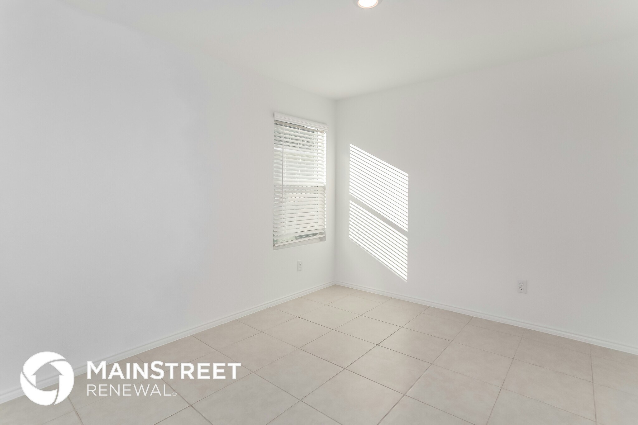 Building Photo - 5720 Rockrose Ln