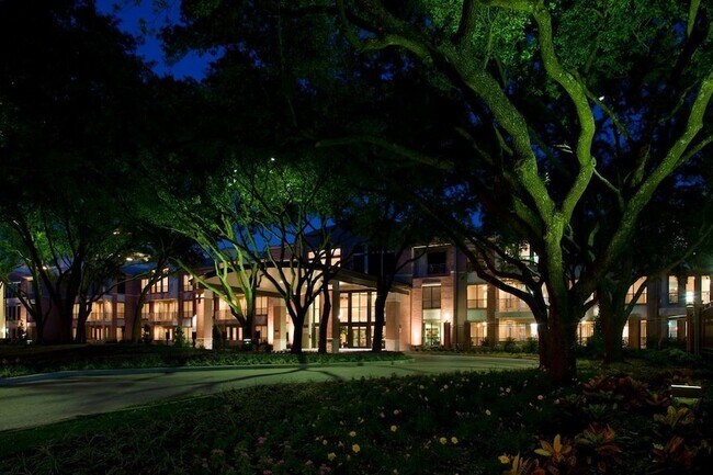 Building Photo - 2401 S Gessner Rd