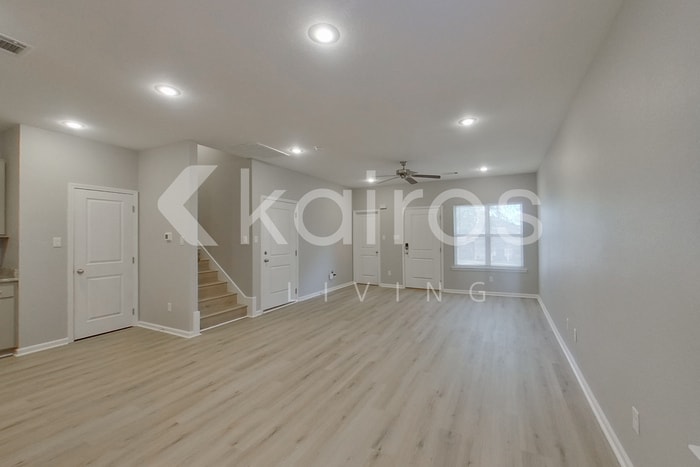 Building Photo - 10114 W 20th St