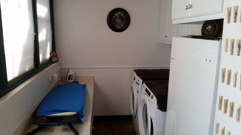 Building Photo - 960 Main St