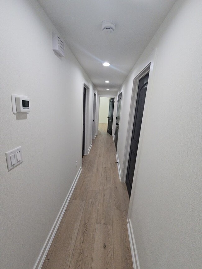 Building Photo - 8101 Venus St