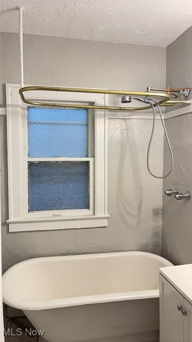 Building Photo - 2171 Olive Ave