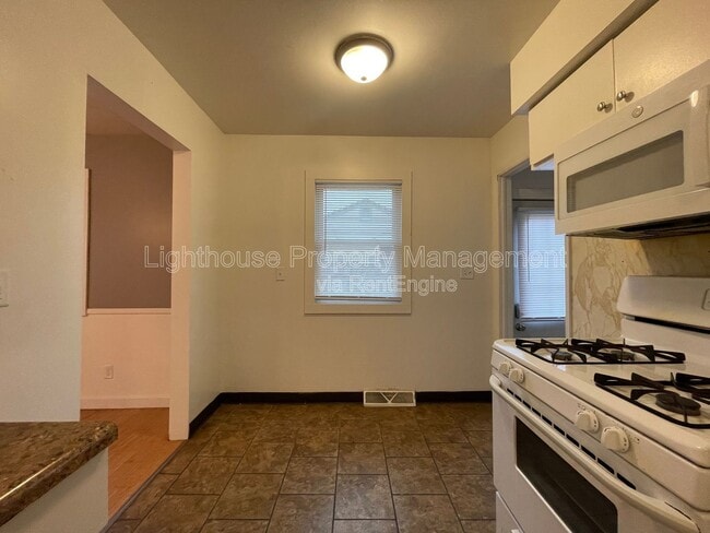 Building Photo - 1471 Brookmark St SE