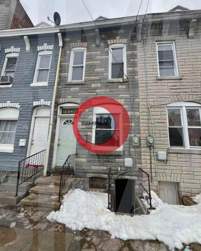 Building Photo - 314 S 8th St