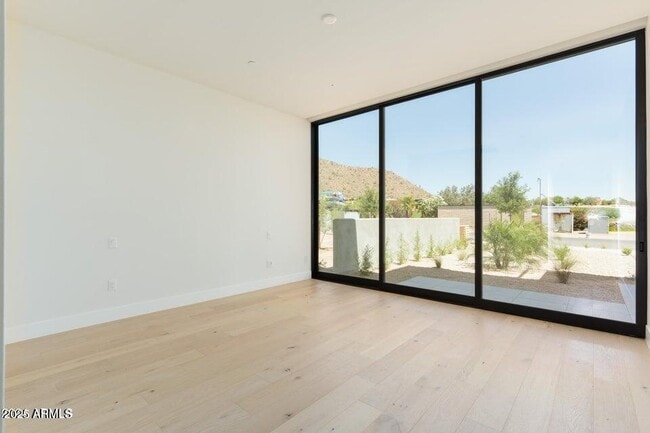 Building Photo - 6321 E Phoenician Blvd
