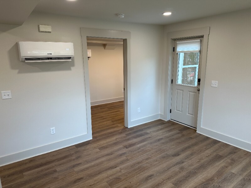 Building Photo - 3115 Rockmeade Dr