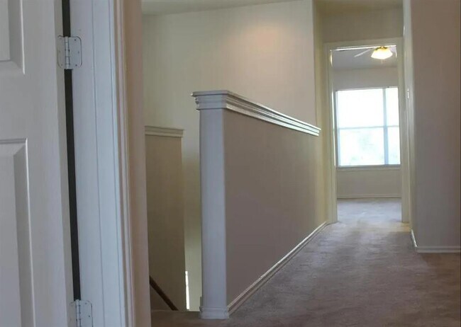 Building Photo - 13047 Peppergate Ln