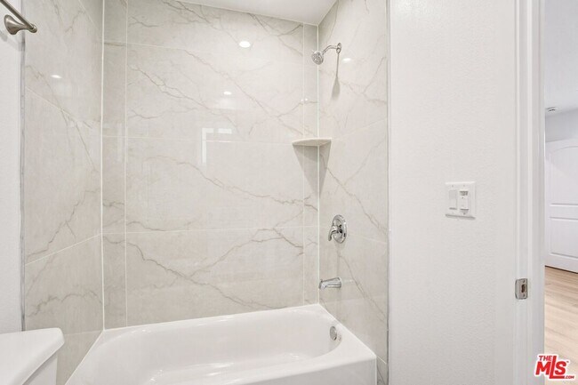 Building Photo - 1185 Leighton Ave