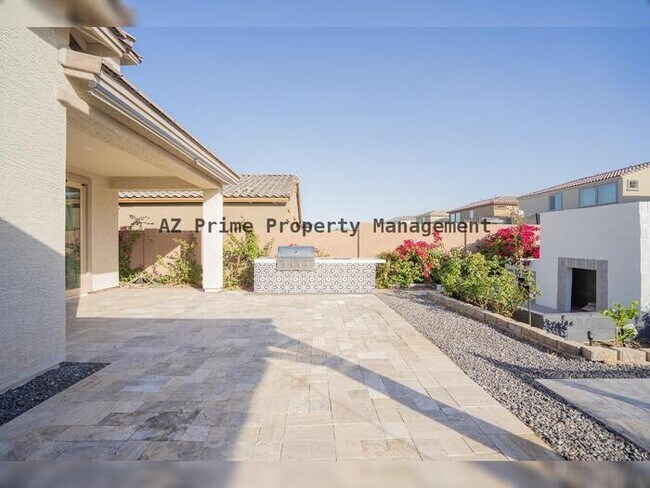 Building Photo - 12125 W Luxton Ln