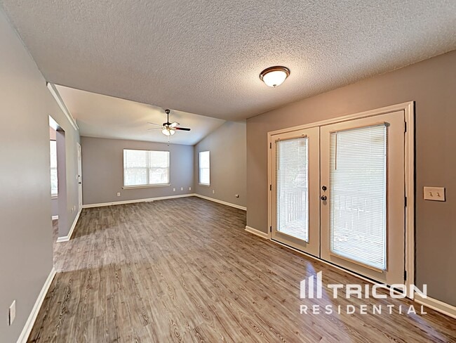 Building Photo - 142 Bradstone Rd