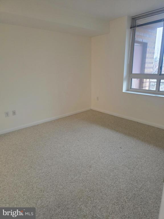 Building Photo - 350 G St SW