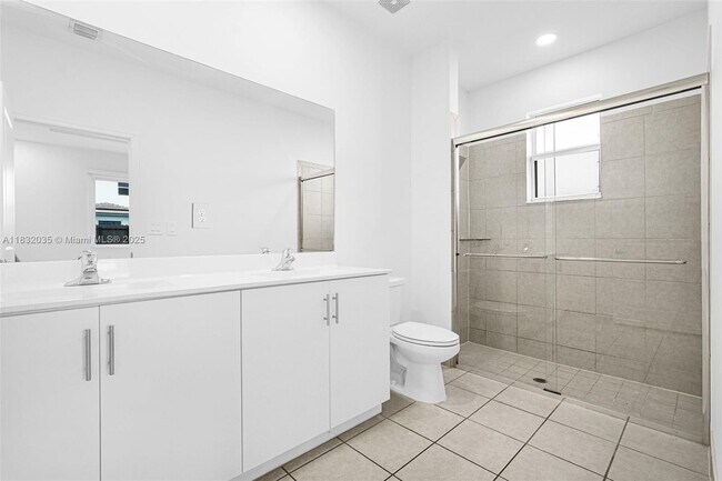 Building Photo - 12735 SW 211th St