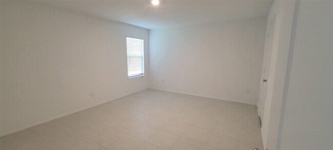 Building Photo - 2636 Turtle Dove Dr