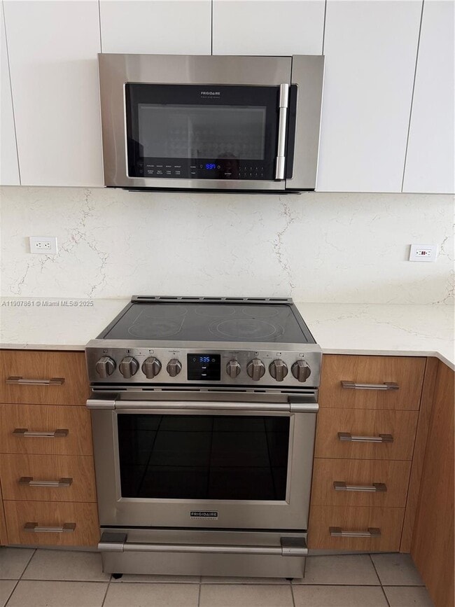 Building Photo - 140 S Dixie Hwy