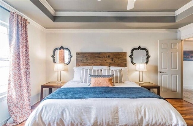 Building Photo - 3 bedroom 2 bath home in FAY, extra cared for, 2carG, fenced yard