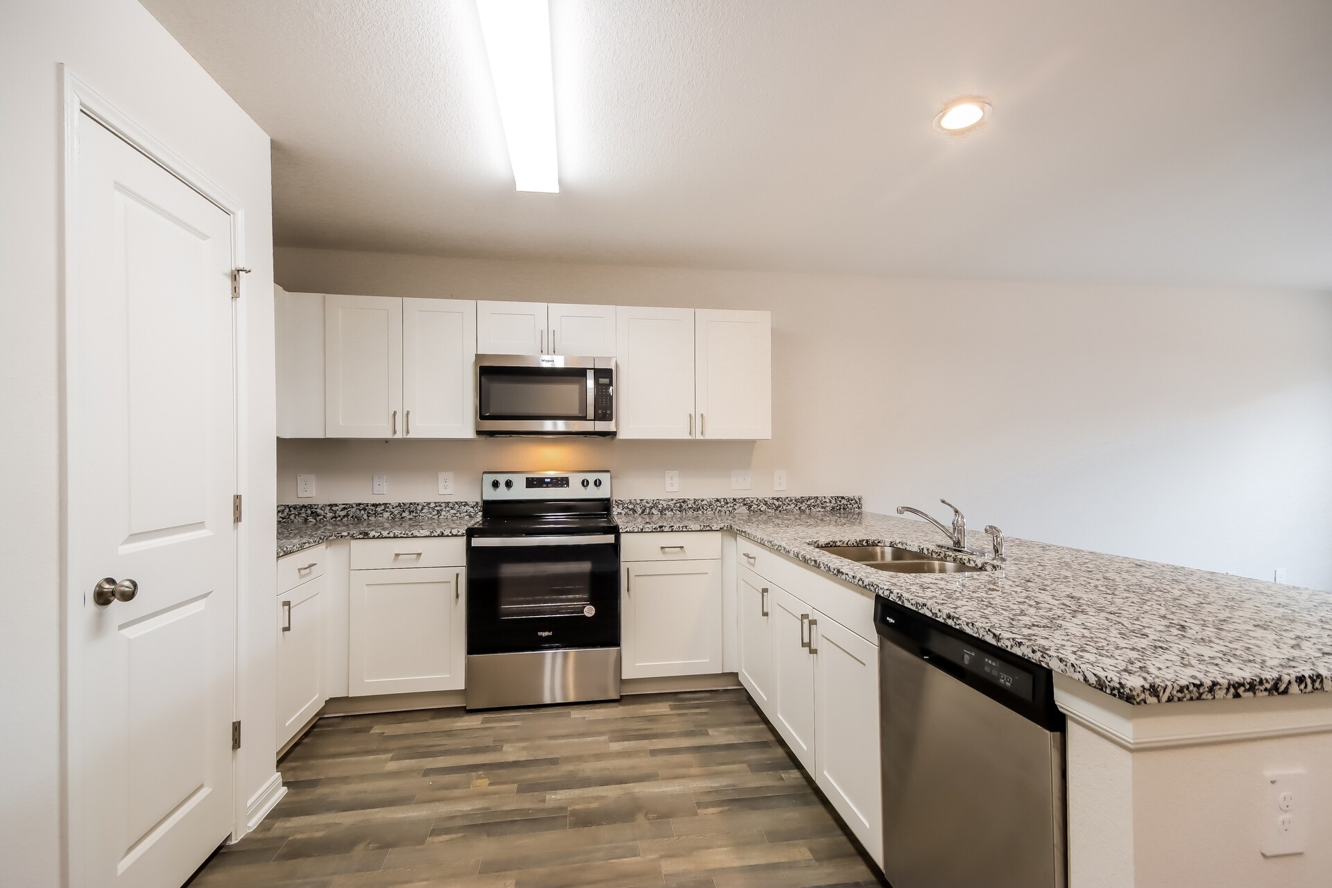 Building Photo - 15505 Briar Forest Dr