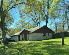 Building Photo - 23811 Firegate Dr