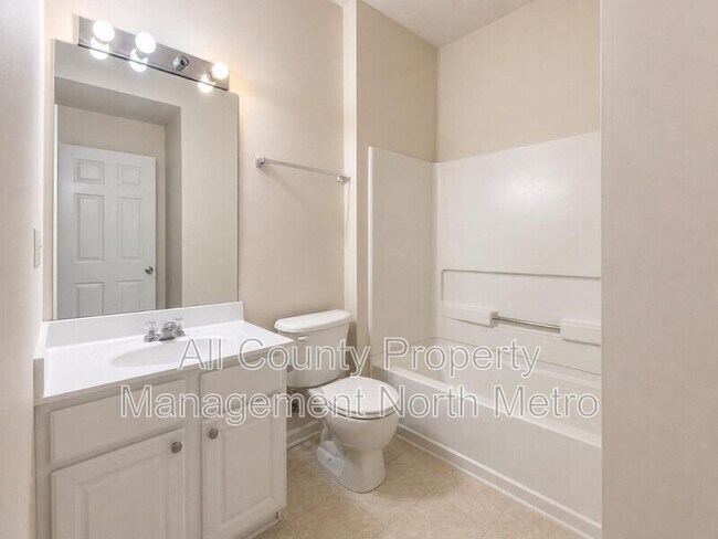 Building Photo - 1006 Whittington Way