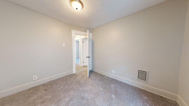 Building Photo - Brooklyn Center - 3 Bedroom Single Family ...