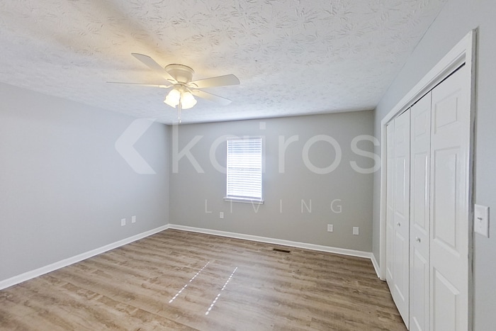 Building Photo - 168 Deer Pkwy