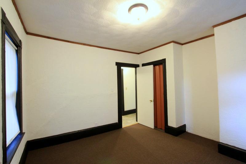 Building Photo - 53 Hinckley St