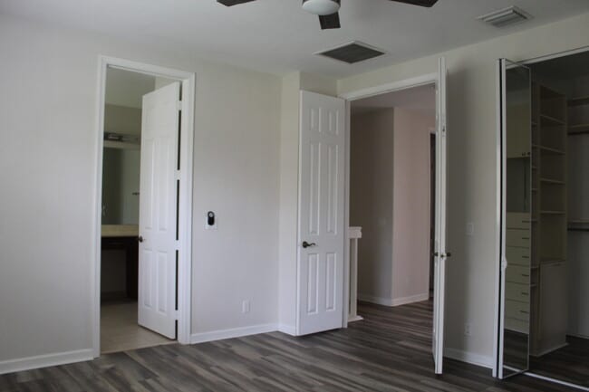 Building Photo - 7417 Brielle Dr