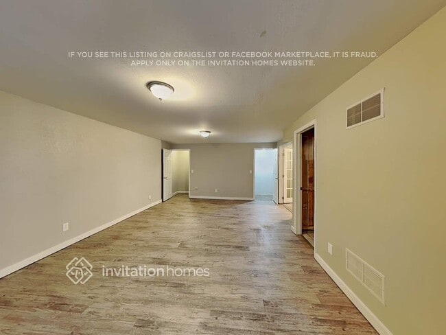 Building Photo - 11001 Needles Ct