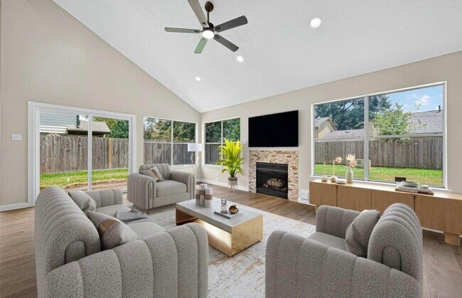 Building Photo - 15415 Swan Creek Dr