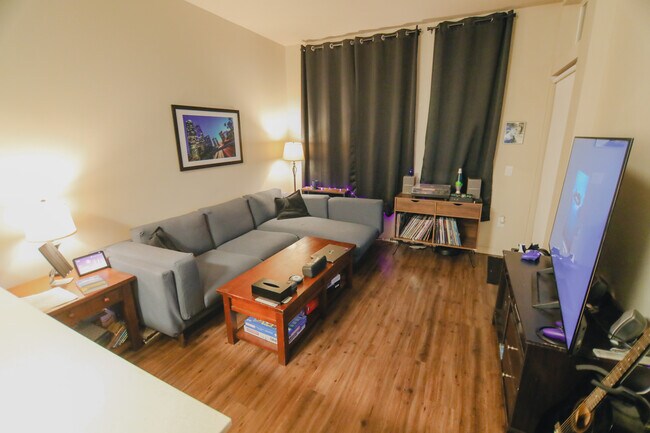 Building Photo - 9716 Holman Rd NW