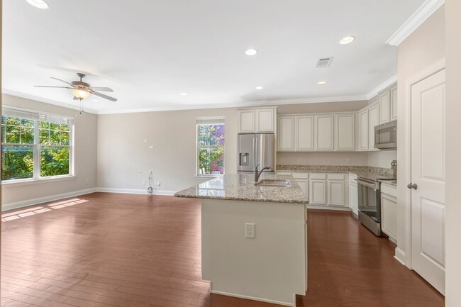 Building Photo - 1201 Moher Blvd