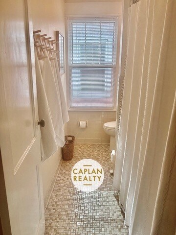 Building Photo - 25 W Rock Ave