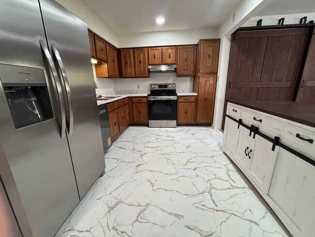 Building Photo - 5260 Crossbow Cir