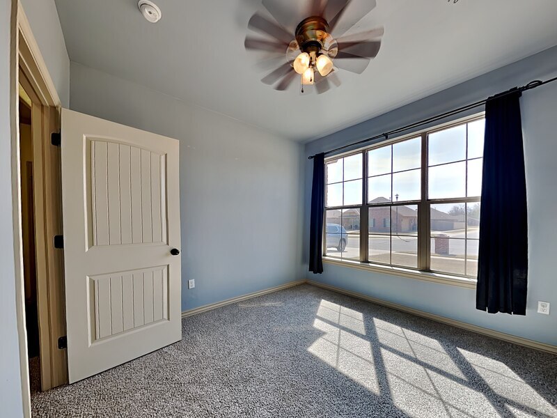 Building Photo - 20611 Frontier Pl