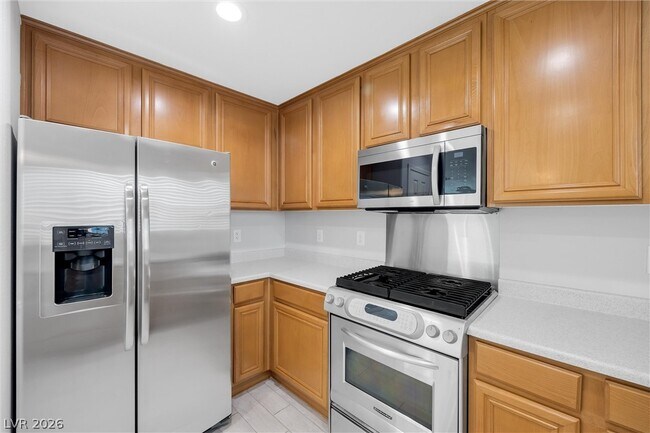 Building Photo - 3314 Villa Fiori Ave
