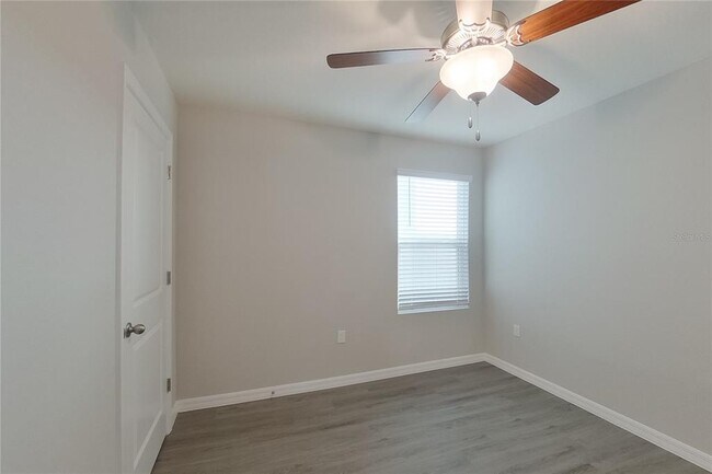 Building Photo - 8627 SW 43rd Ter