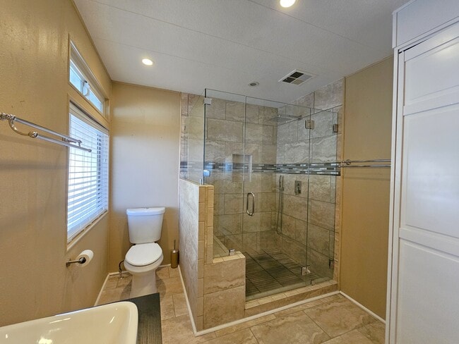 Building Photo - 30660 Palmetto Palm Ave