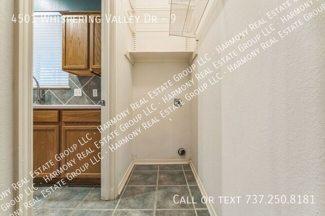 Building Photo - 4501 Whispering Valley Dr